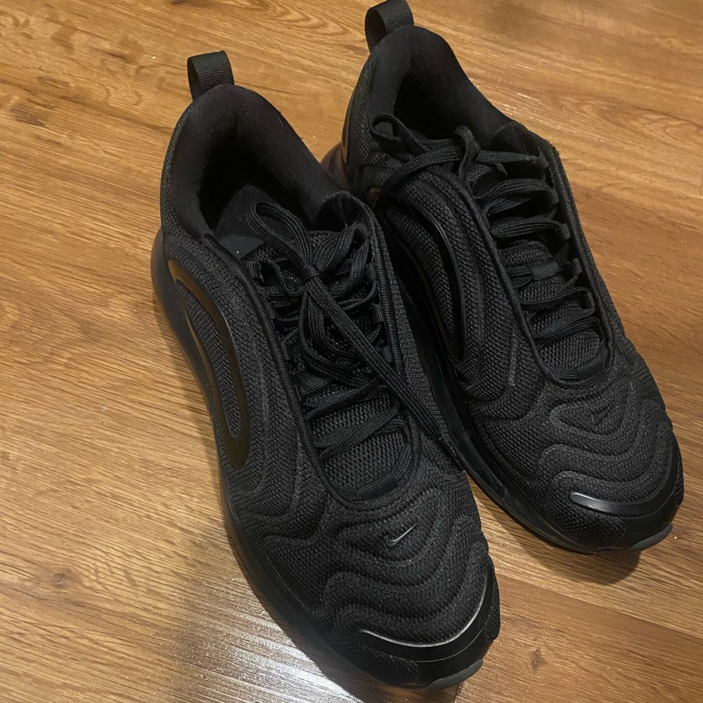 Nike 720